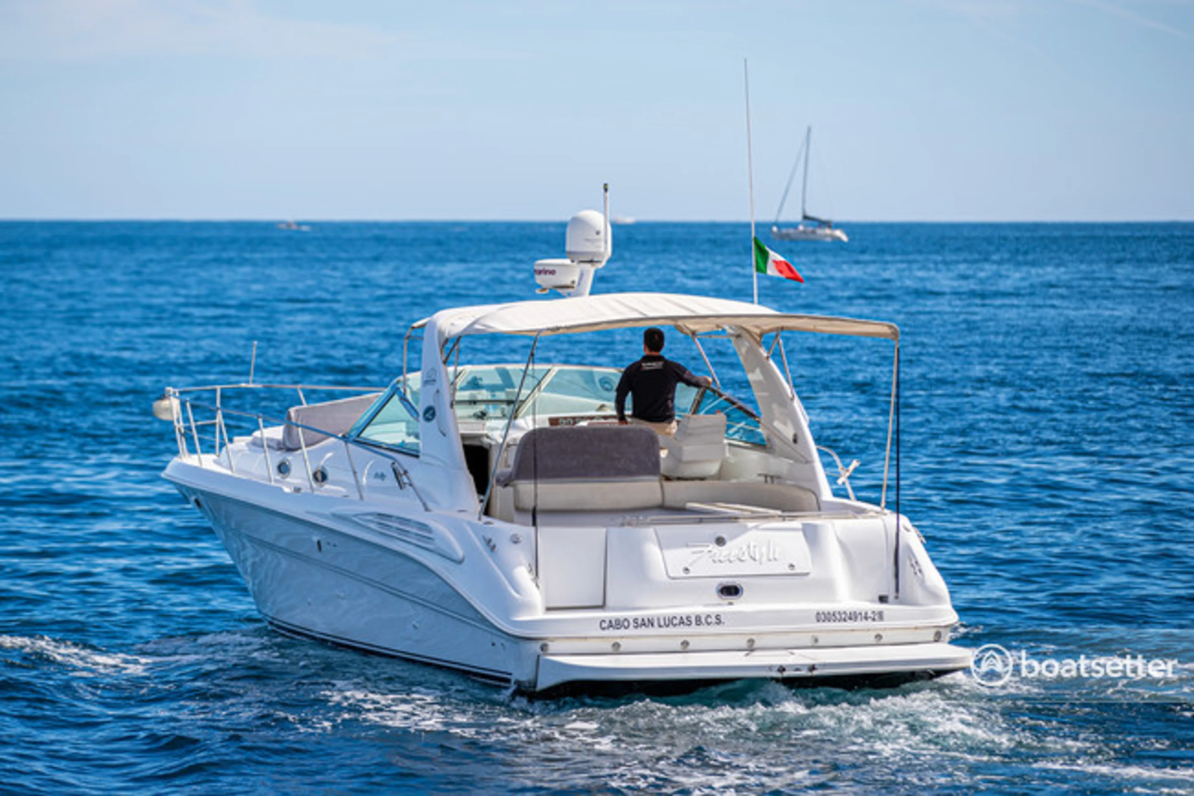 Rent a Sea Ray Boats 400 Sundancer in Cabo San Lucas, B.C.S. on Boatsetter